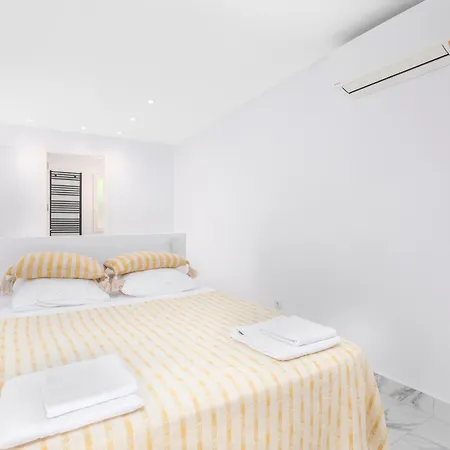 Villa La Corniche Piscine, Parking & Wi-fi *